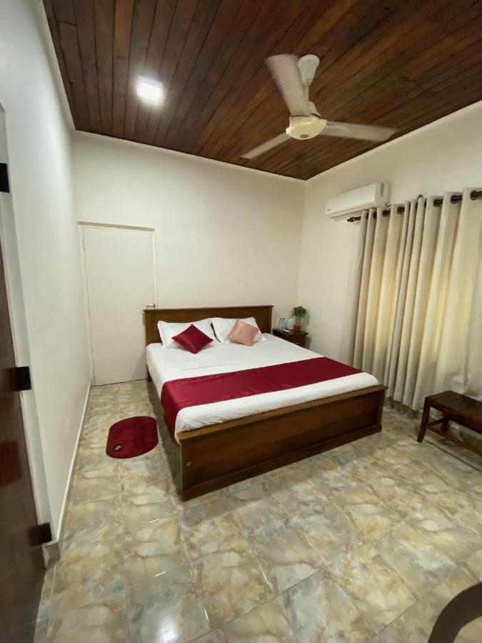 Lodge 87 Negombo Kültér fotó