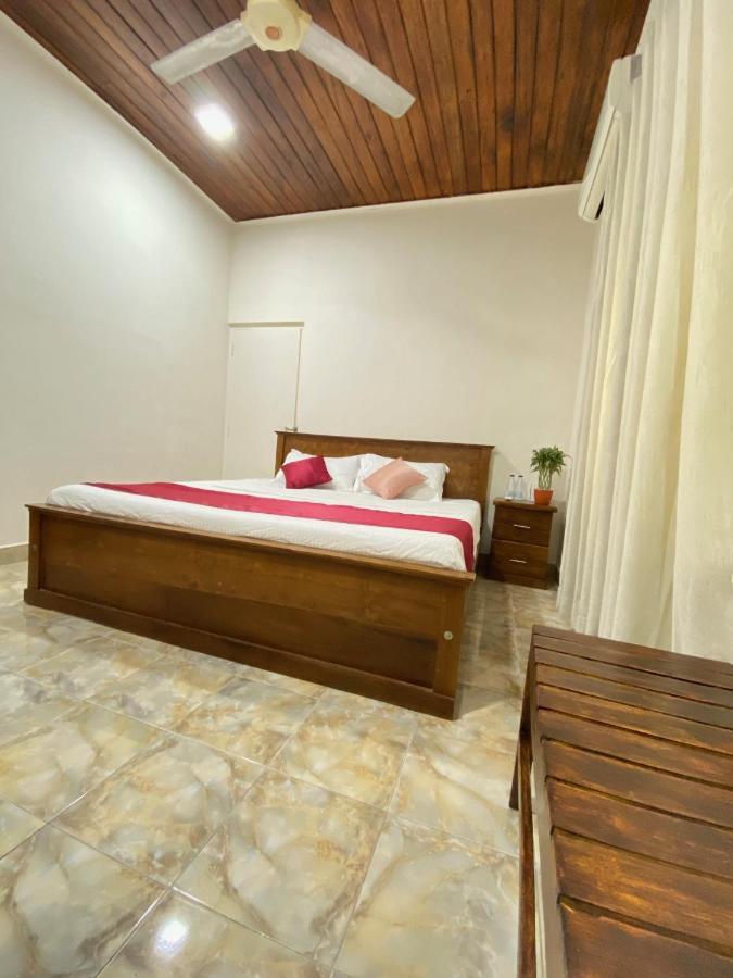 Lodge 87 Negombo Kültér fotó